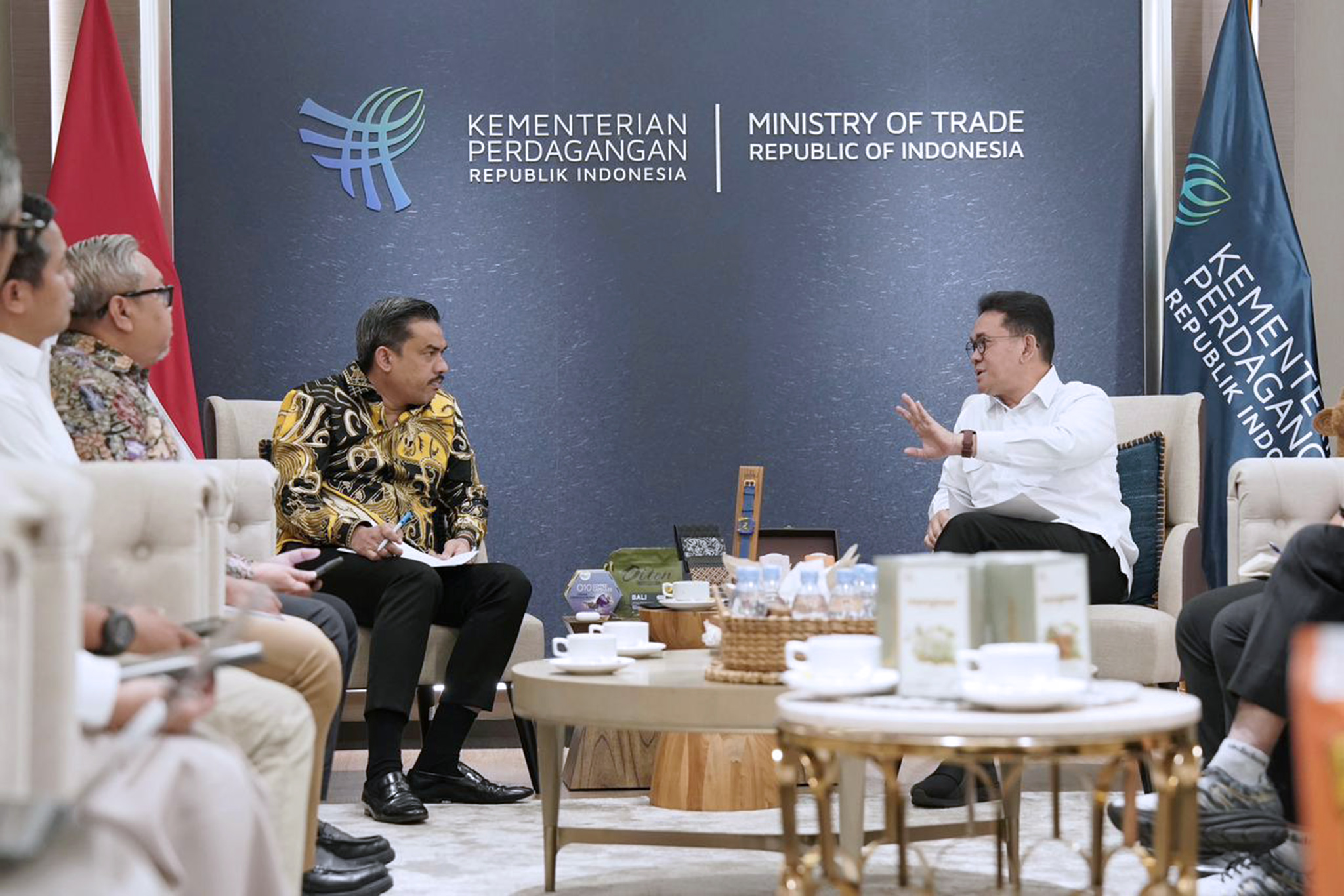 Pertemuan Mendag dengan Menteri UMKM